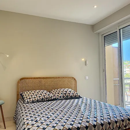 Superbe 3 Pieces Front De 303l Megr * Cannes